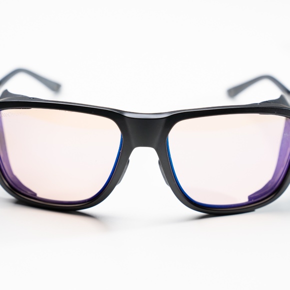 Smith Embark Sunglasses. Matte Black. ChromaPop Glacier copper blue mirror - Picture 8 of 10